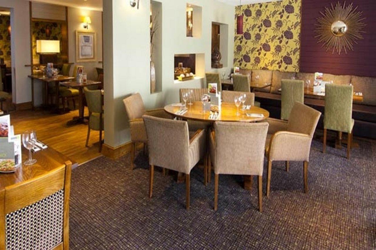 Premier Inn Bristol Cribbs Causeway Filton Exterior foto
